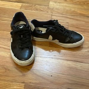 Black leather Veja sneakers